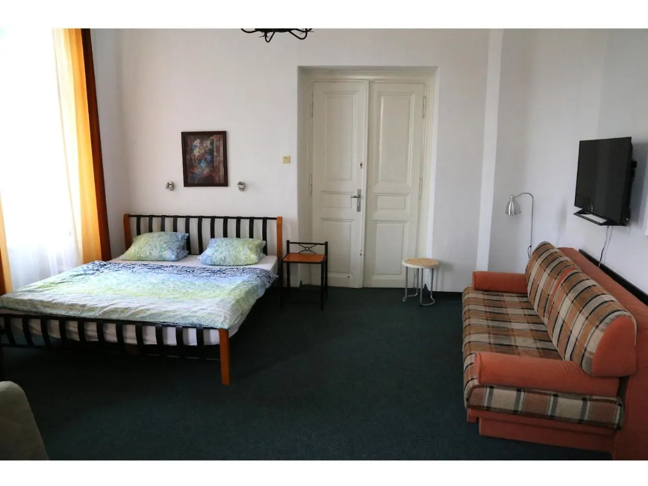 Apartment Kahoun Praha 0*,